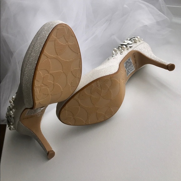 ORIN Cinderella Heels - Picture 3 of 3